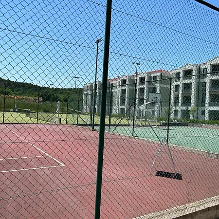 дизайнерско студио ,смокиня,созопол,5 звезден затворен комплекс,4 басейна,1ва линия море