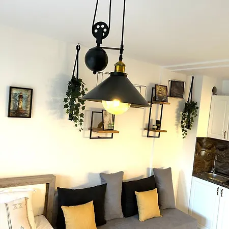 Daire дизайнерско студио ,смокиня,созопол,5 звезден затворен комплекс,4 басейна,1ва линия море *